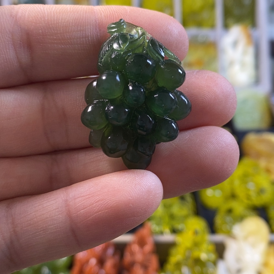 合金蛇纹石玉颈饰