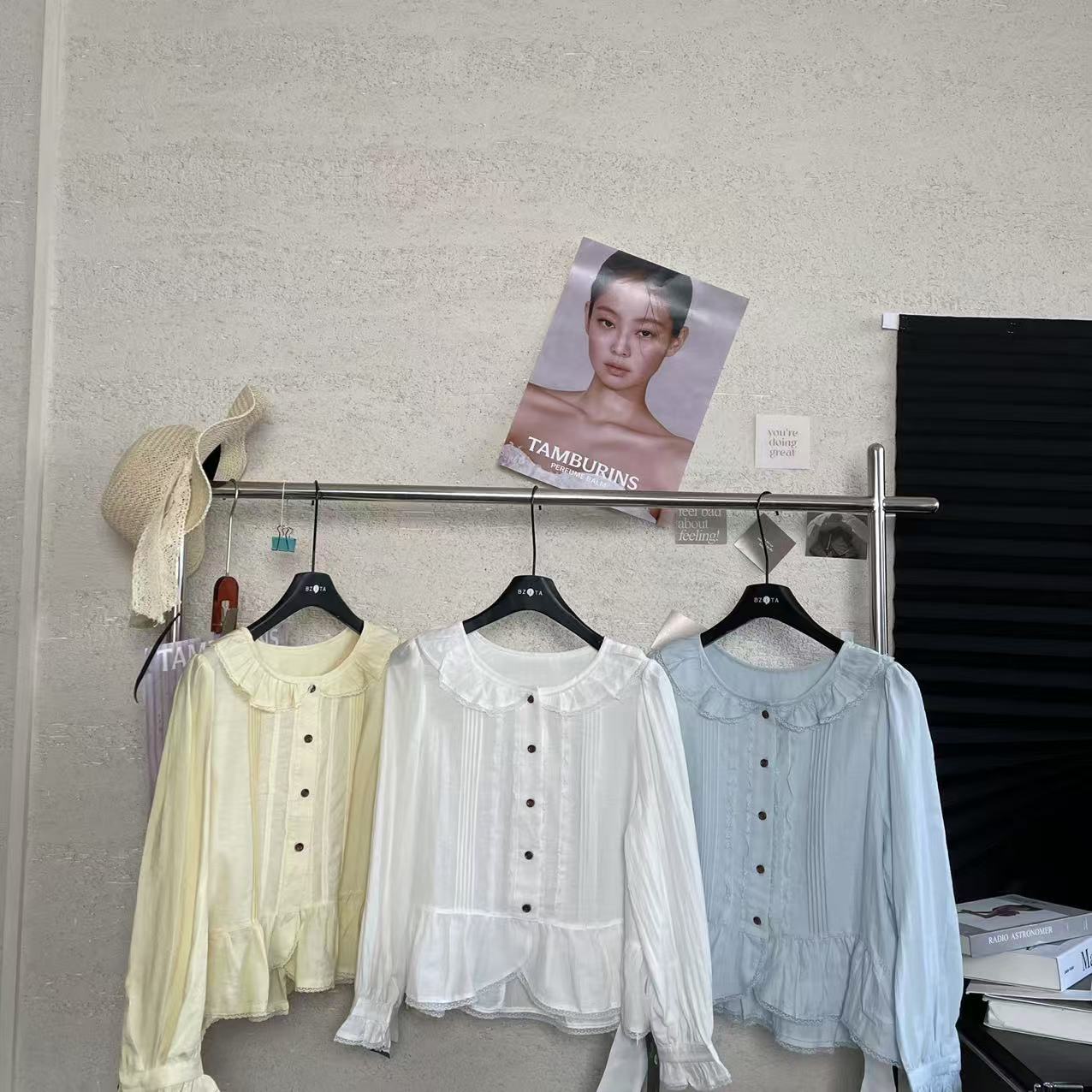 『雨美 Show』5530时尚百搭蕾丝荷叶边衬衣