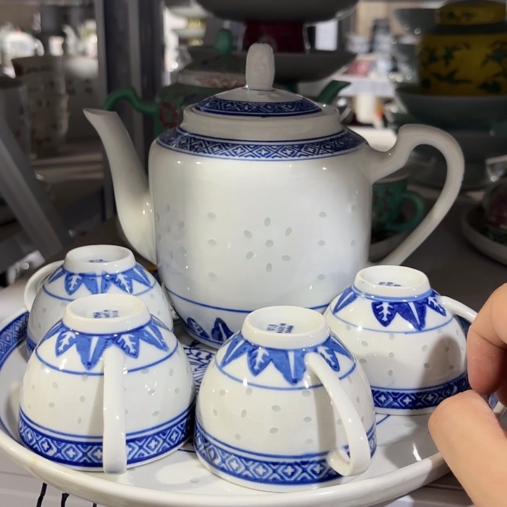 摆件景德镇现代陶瓷用品