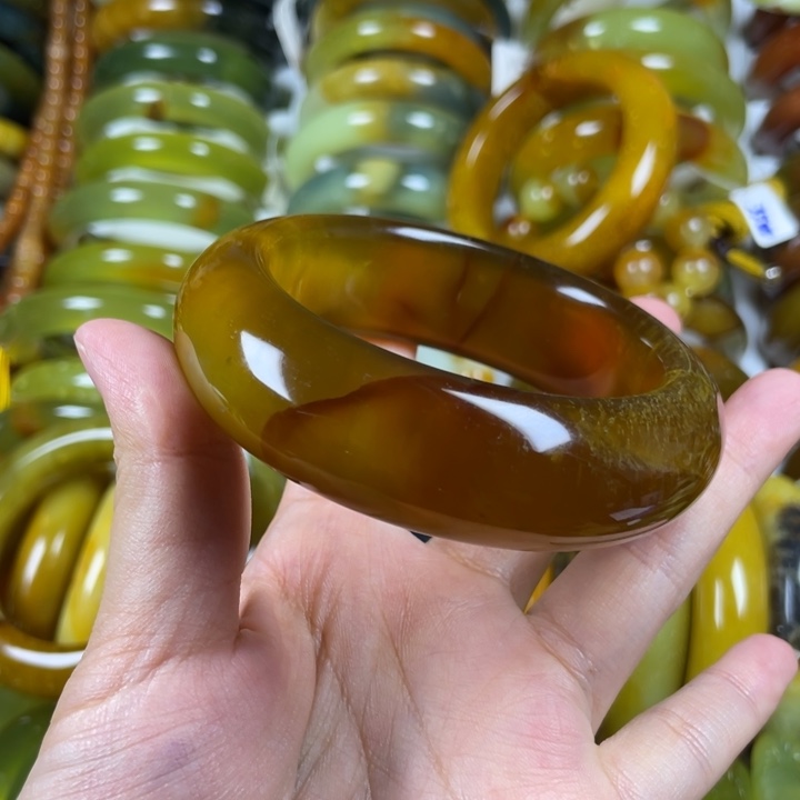 蛇纹石玉手镯未镶嵌可****8