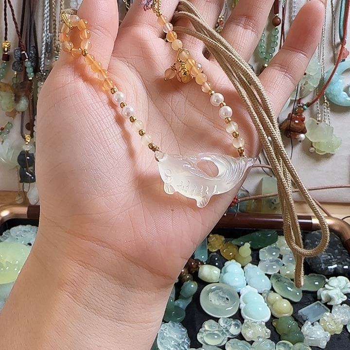 蛇纹石玉合金颈饰