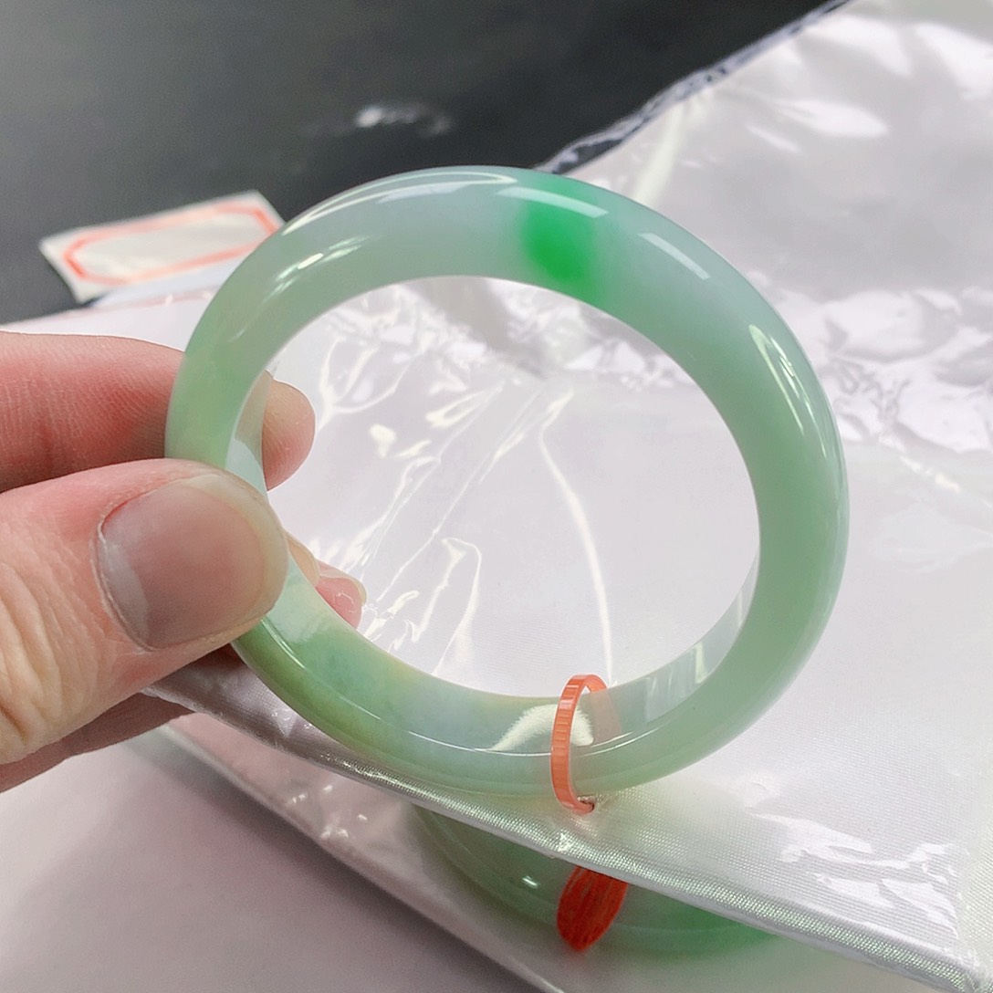 翡翠手镯未镶嵌443缅甸天然翡翠A货