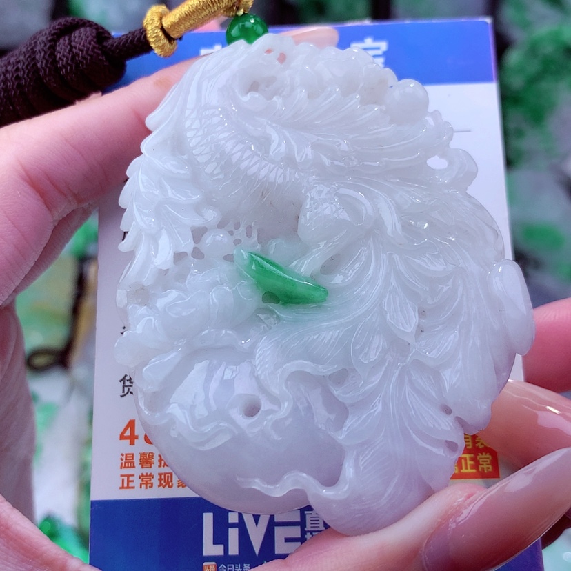 【闪购商品】翡翠颈饰未镶嵌天然