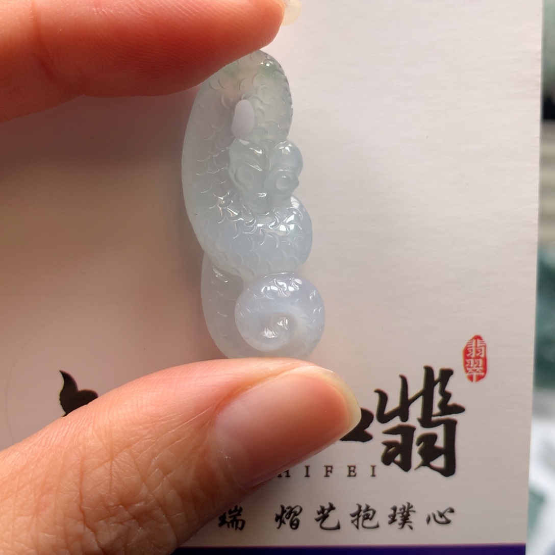 翡翠颈饰未镶嵌小蛇吊坠本命年吊坠