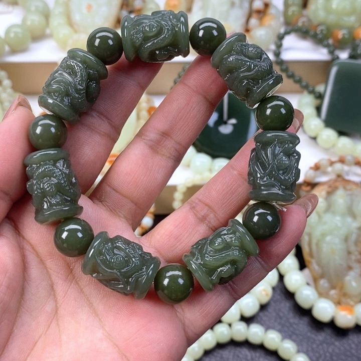 【闪购商品】透闪石质玉手串未镶嵌