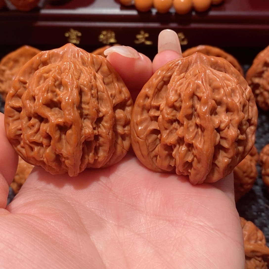 文玩核桃把件虎头