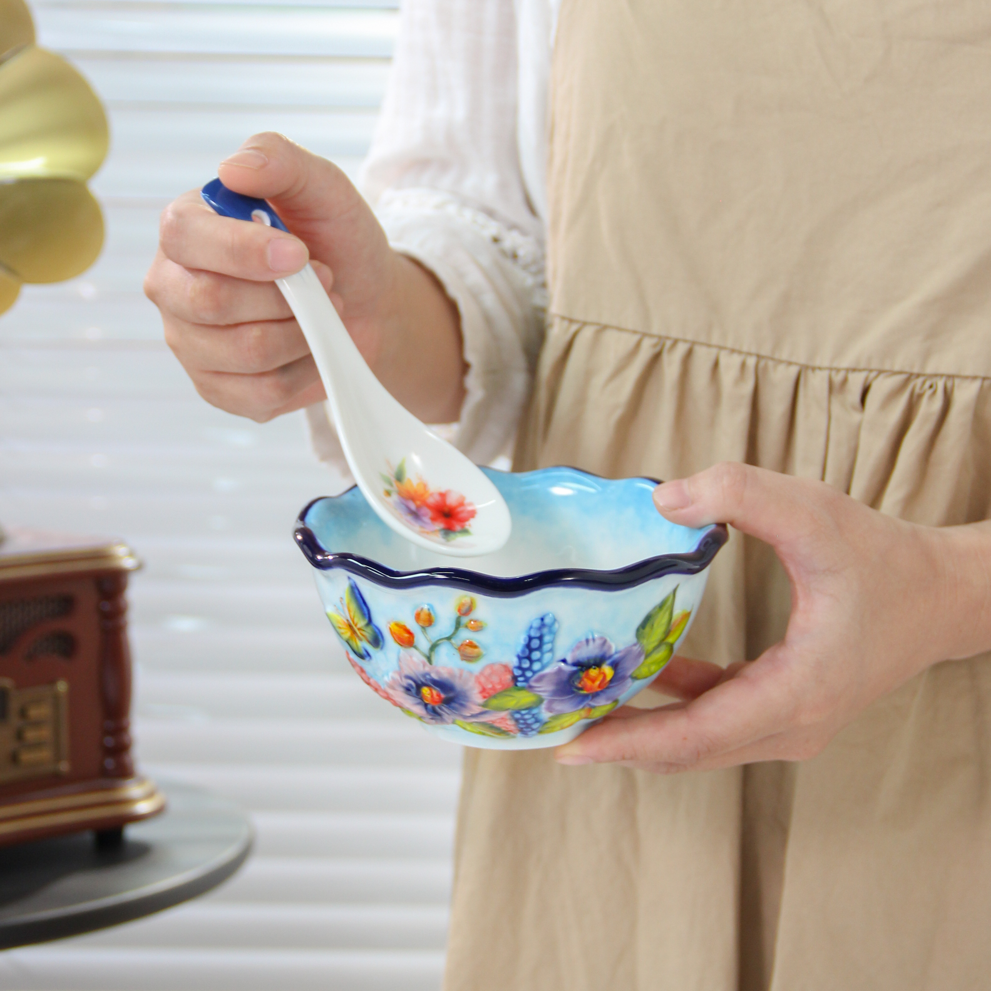 出口外单陶瓷【蝶恋花】5英寸米饭碗手绘浮雕釉下彩