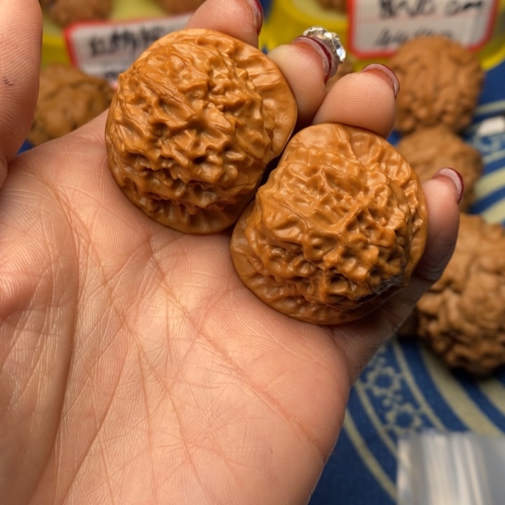 吊坠桃核瓷娃娃37核桃