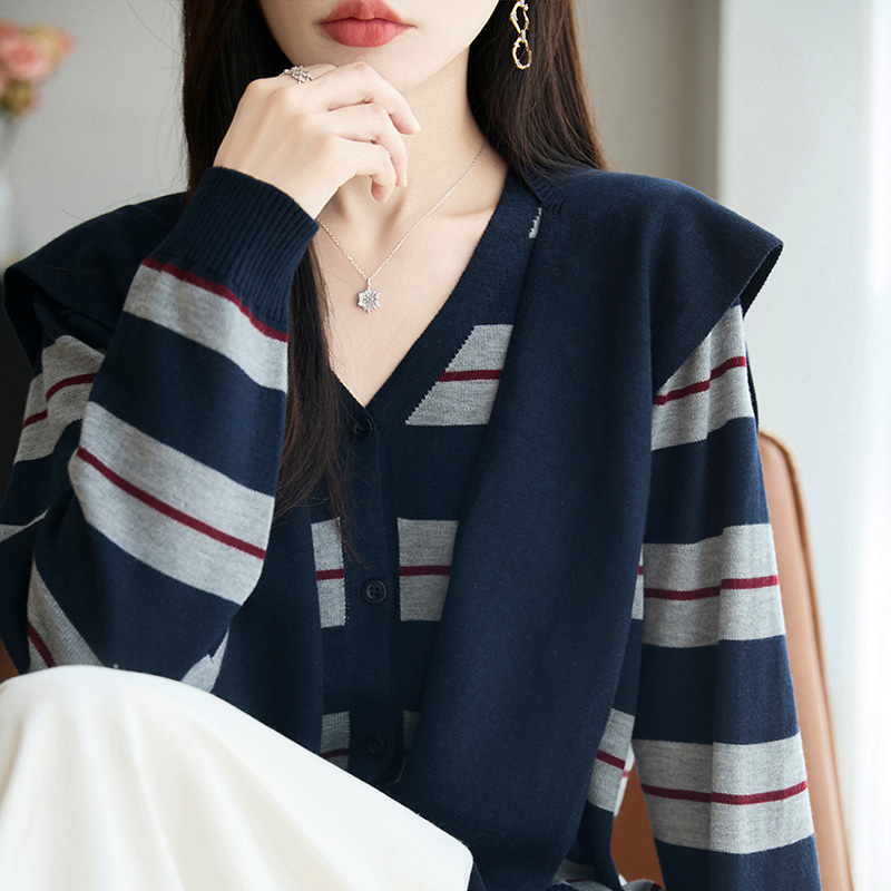 早秋女士条纹开衫针织衫毛针织衫女拼色毛衣宽松春秋Y075上衣