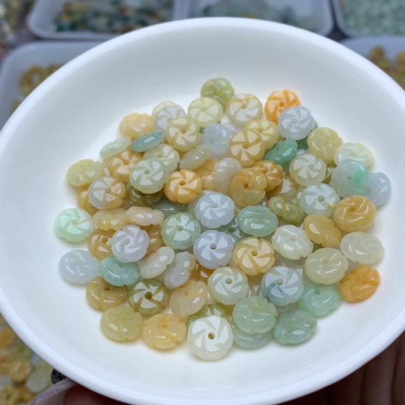 【闪购商品】翡翠手链未镶嵌卡9精品花花20颗