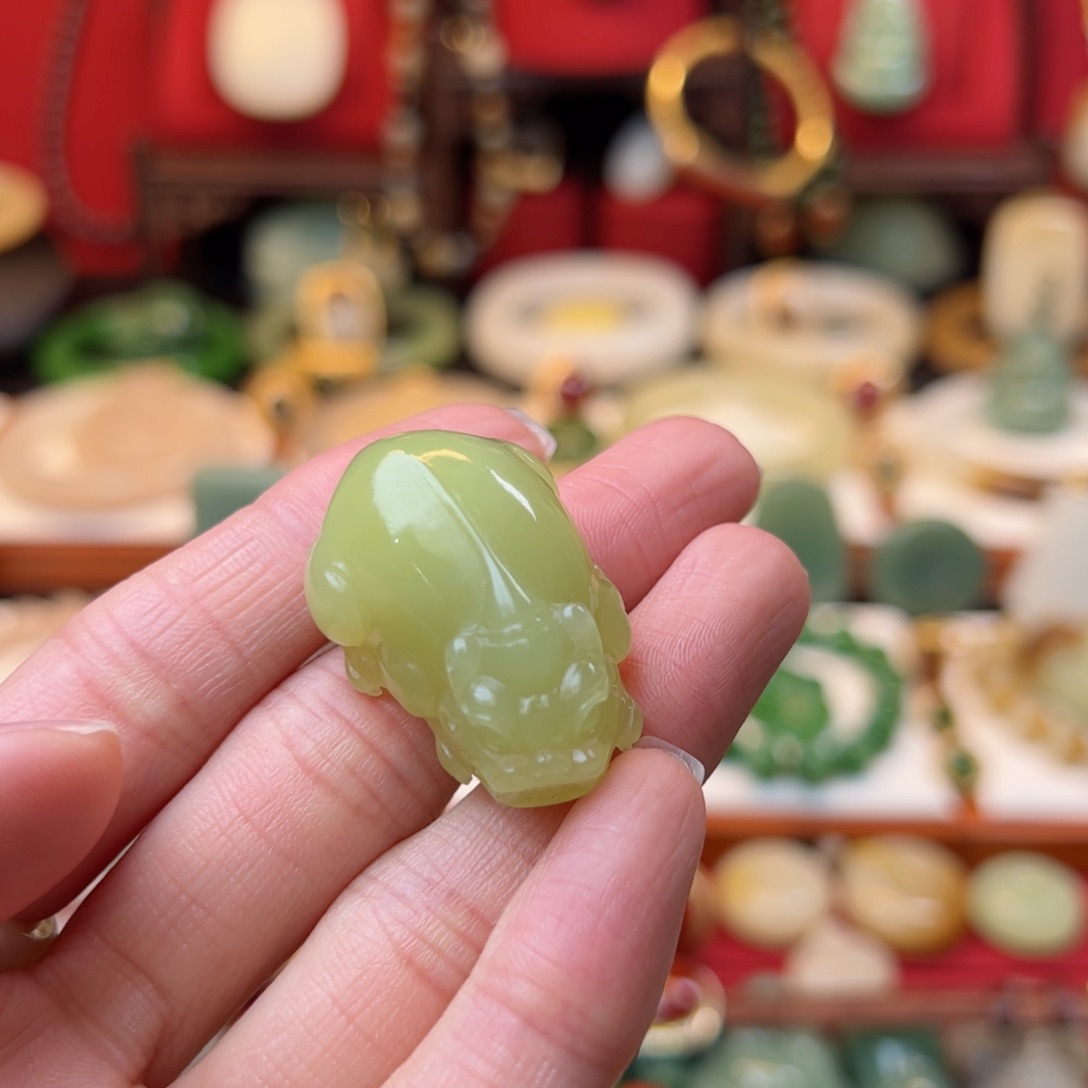 和田玉挂件未镶嵌