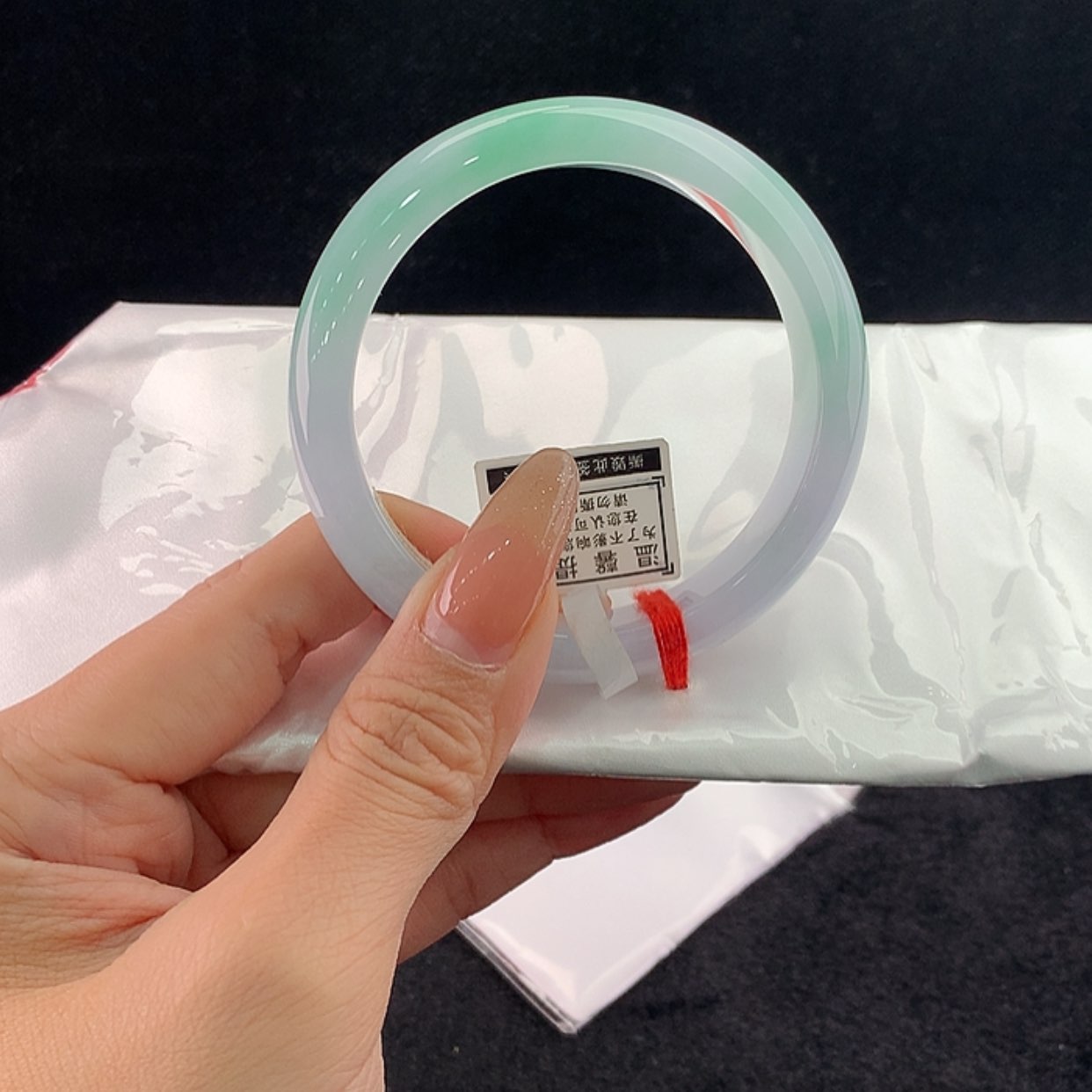 【闪购商品】未镶嵌手镯翡翠正57