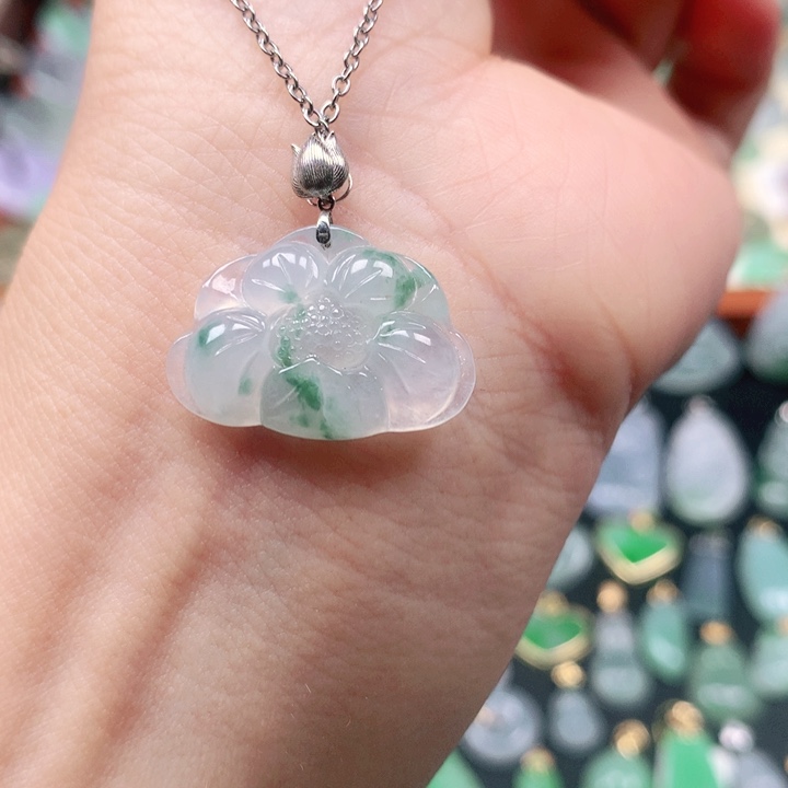 吊坠(不含链)18K金镶嵌翡翠