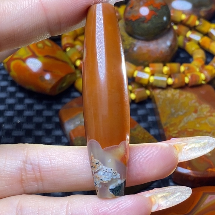 玛瑙/玉髓颈饰未镶嵌