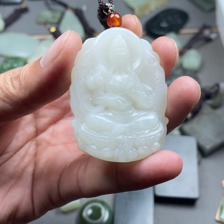 和田玉未镶嵌挂件