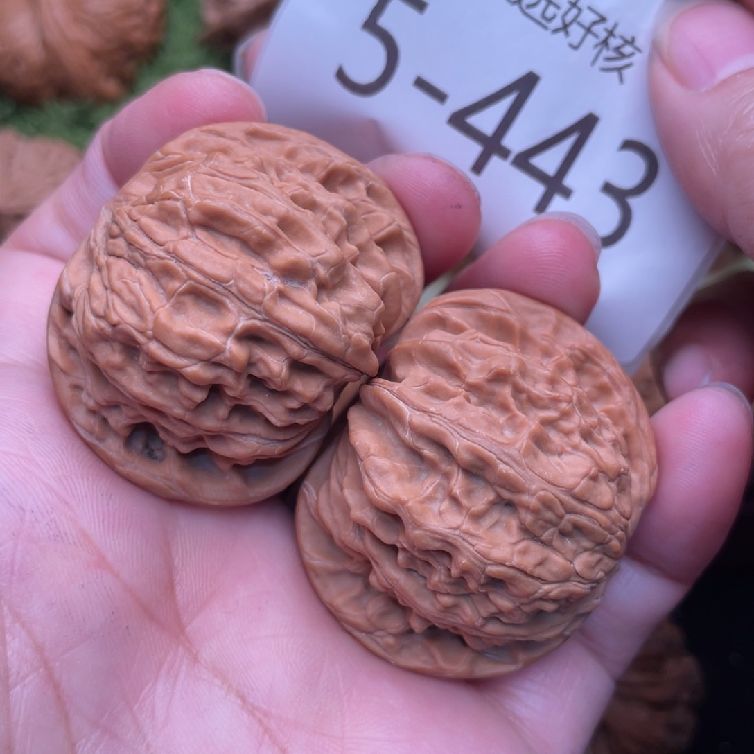 文玩核桃把件红皮正磨41