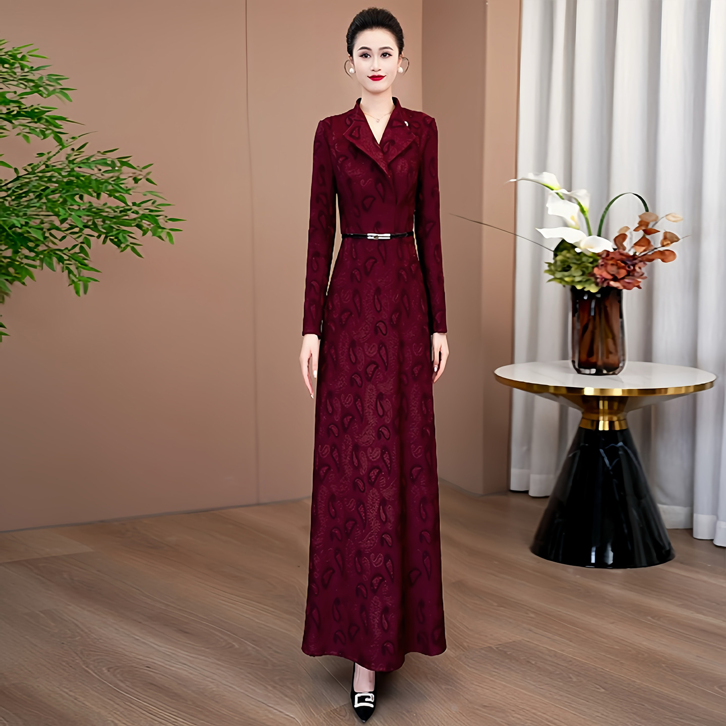 冬季新款加绒加厚连衣裙2025年酒红色婚宴礼服正式场合长裙101