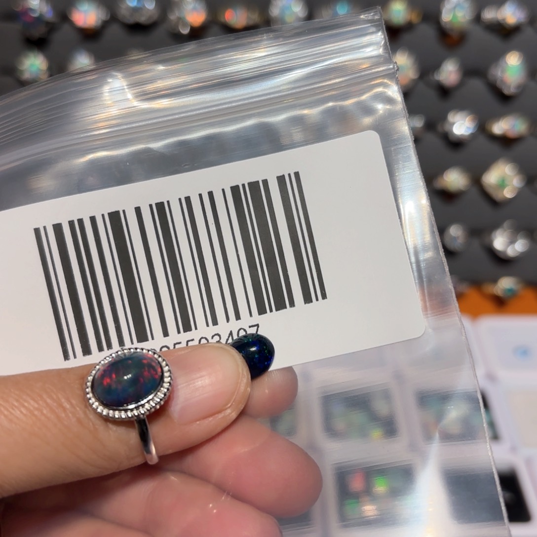 欧泊戒指银S925镶嵌大**君