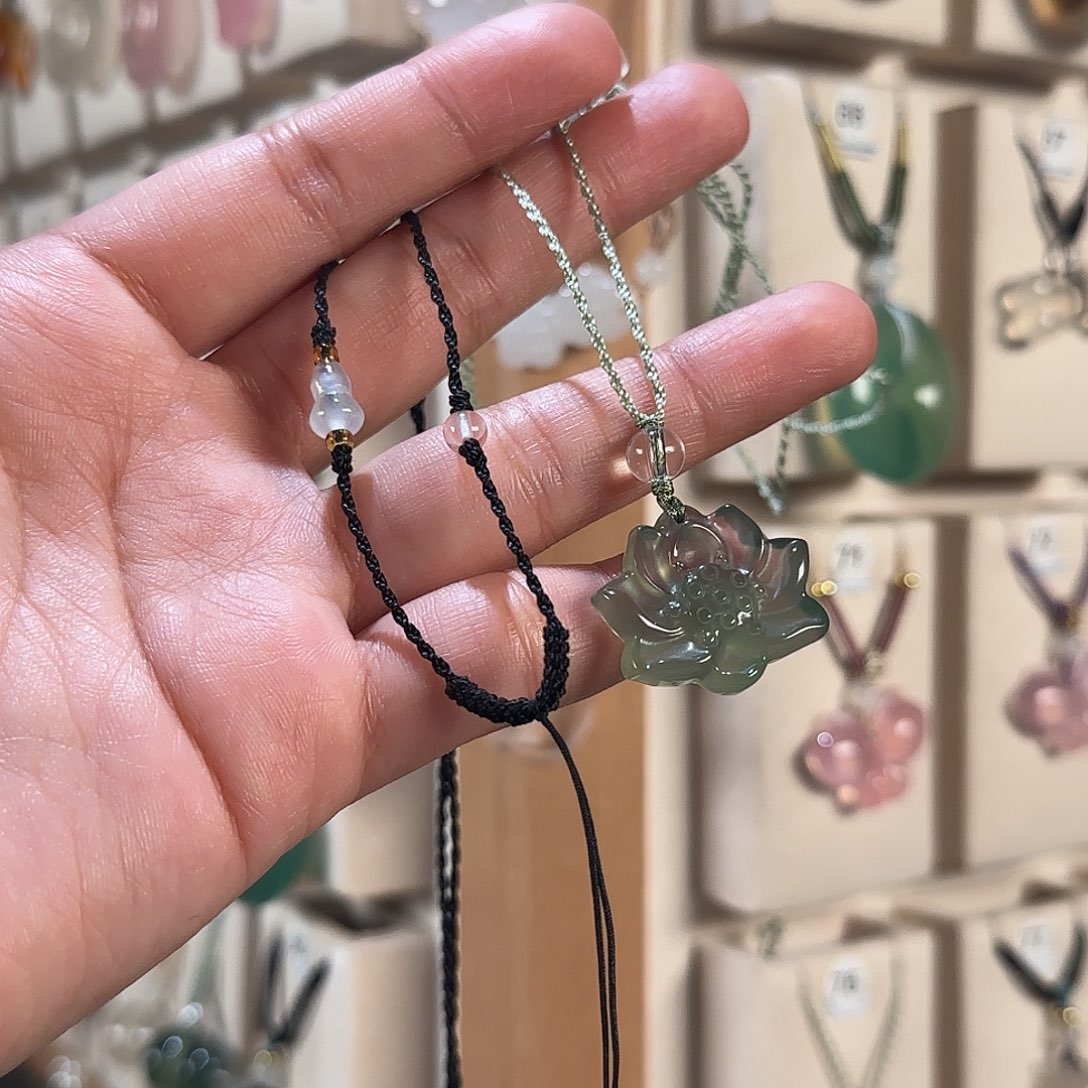 @***:玛瑙/玉髓未镶嵌颈饰