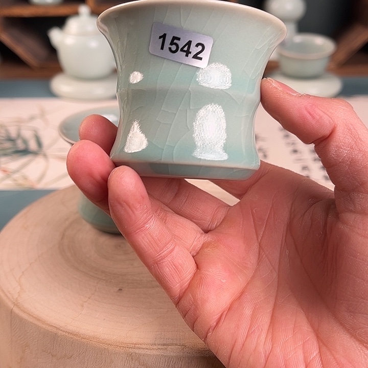 杯1542 微瑕青鸾汝瓷汝州