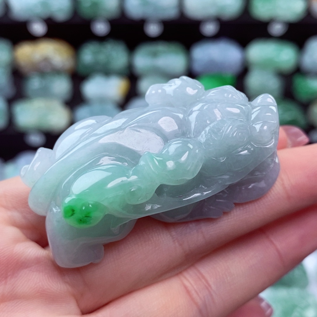 翡翠颈饰未镶嵌天然