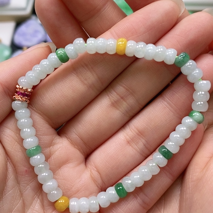 翡翠颈饰未镶嵌吊坠