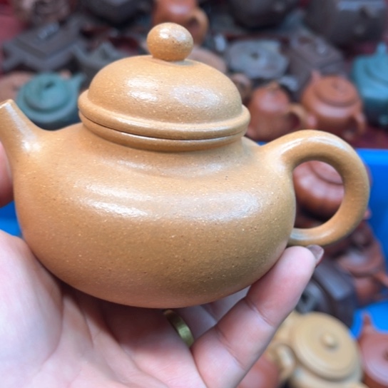 紫砂茶壶瑕疵……………………