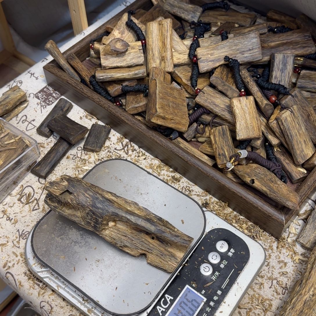 沉香碎屑沉香张勺子