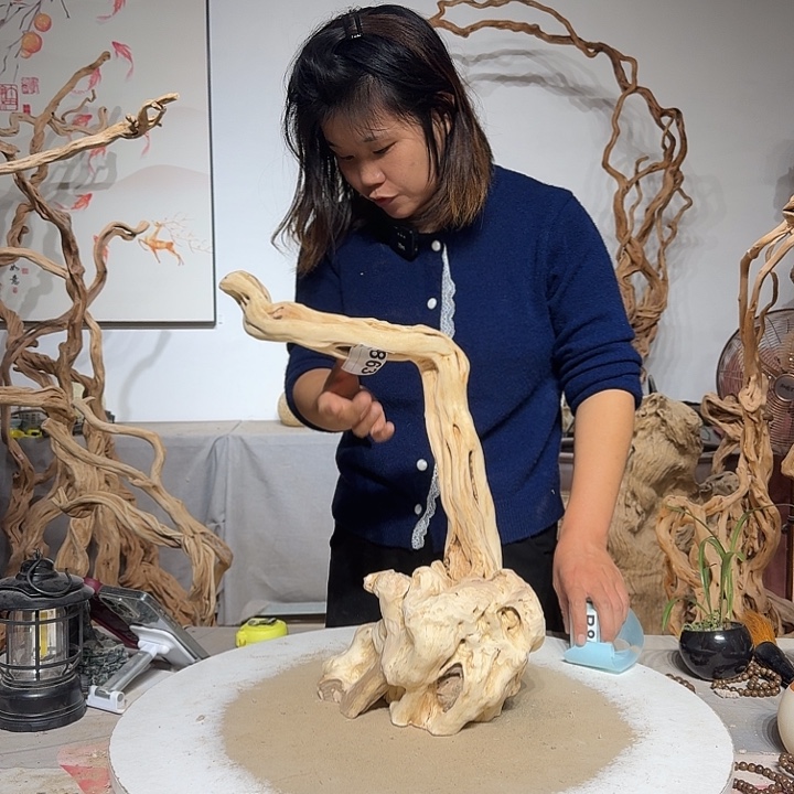 离***殤杜鹃根和杜鹃枝是我喜欢