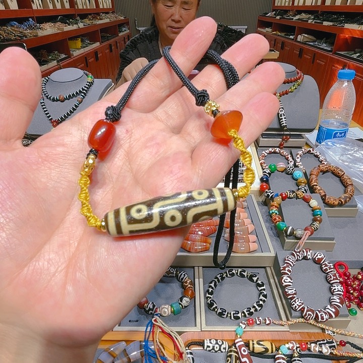 未镶嵌玛瑙/玉髓珠宝奇石