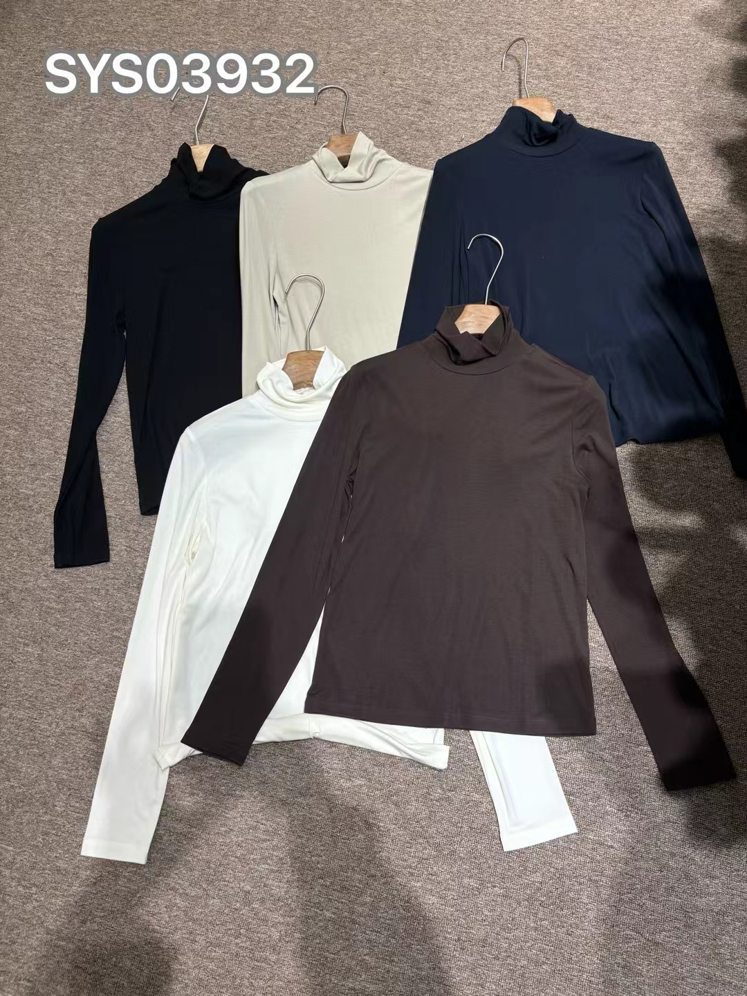 通勤百搭简约高领秋冬保暖打底上衣3932