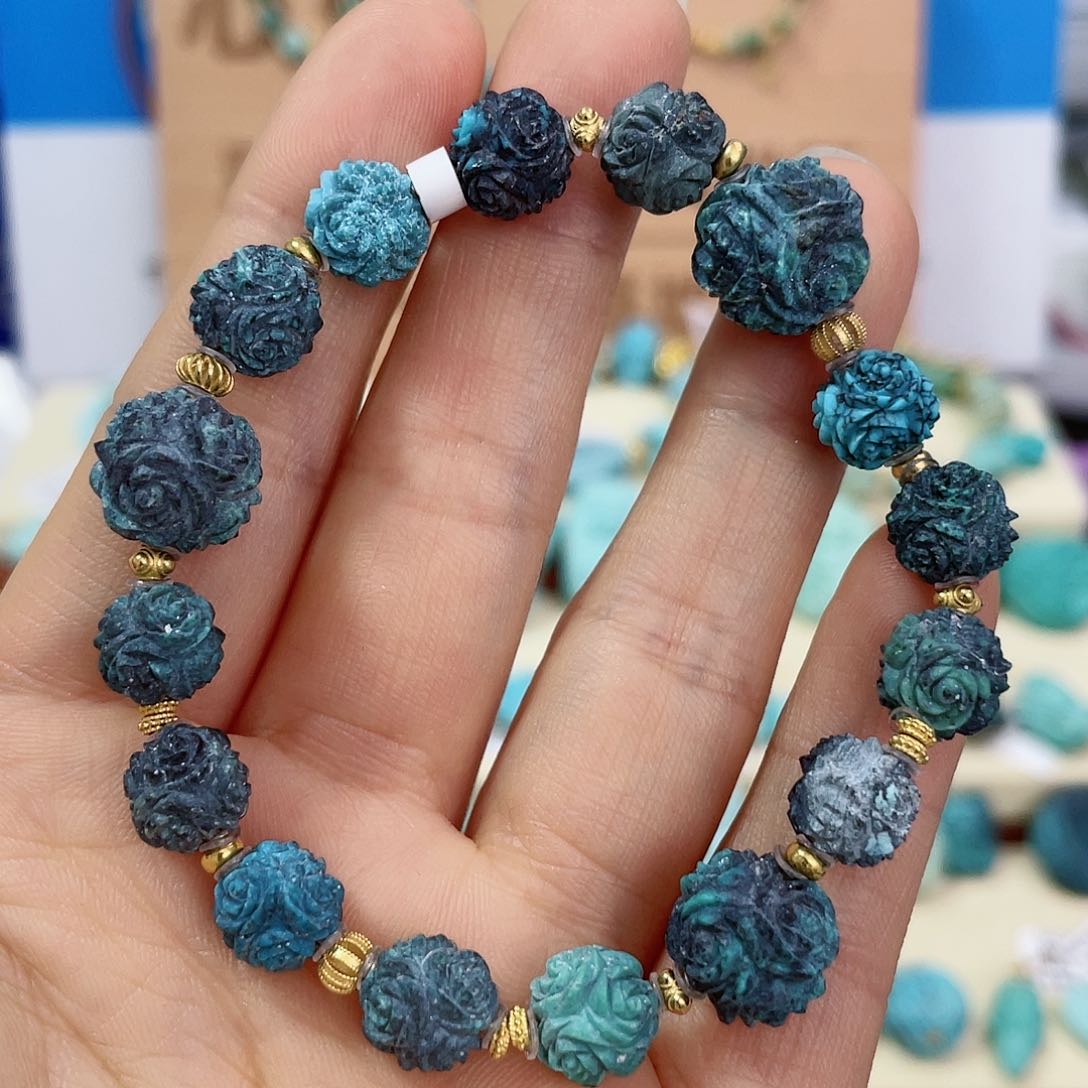 绿松石珠宝奇石18K金镶嵌