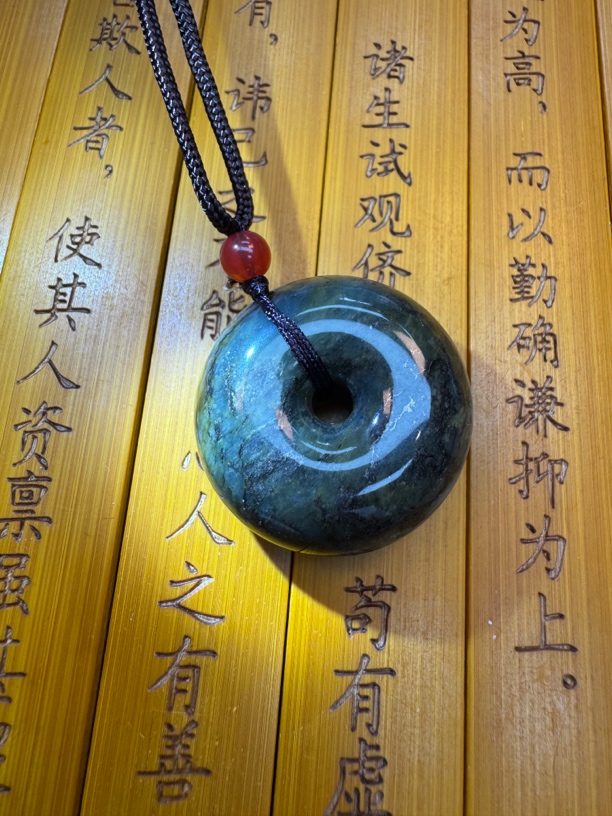 岫玉蛇纹石花玉平安扣3.0面包扣扣住幸福扣住平安随机发其一