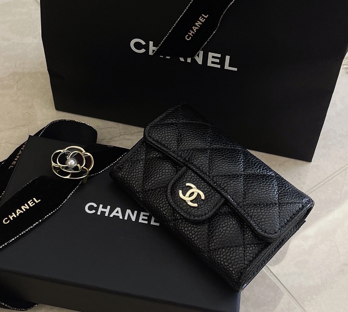 95新 Chanel/香奈儿 黑银鱼子酱cf钱包 25开 11cm 18843967