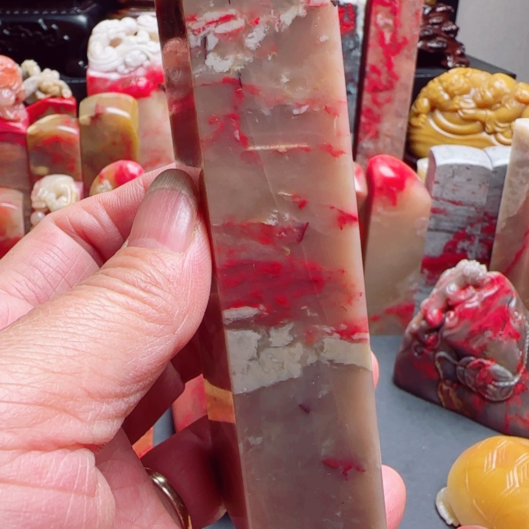 昌化石昌化鸡血石