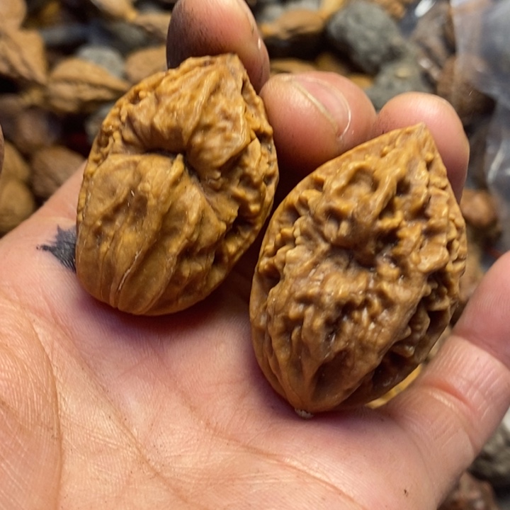 文玩核桃吊坠东北特产85