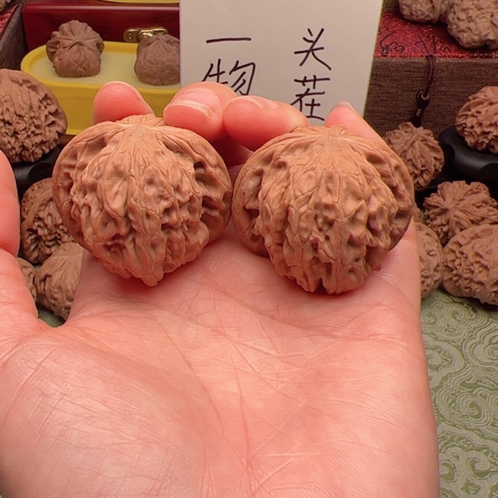文玩核桃吊坠磨盘文玩核桃手把件