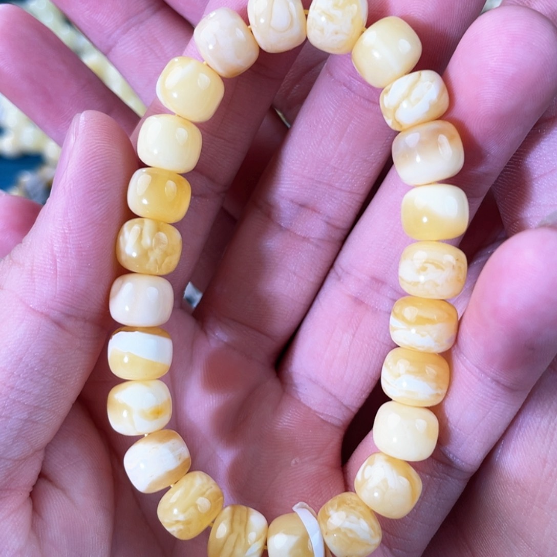 琥珀裸石未镶嵌DY241226B013