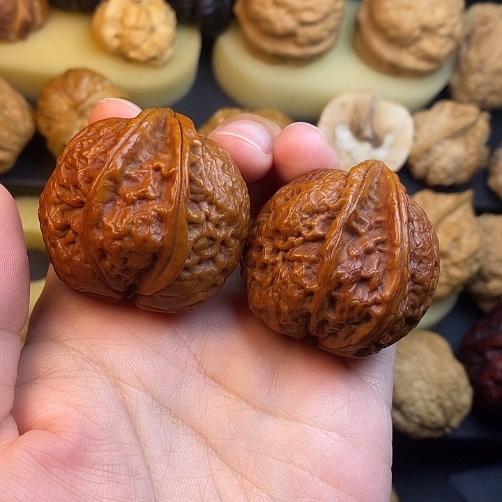 文玩核桃吊坠落*肉丸40