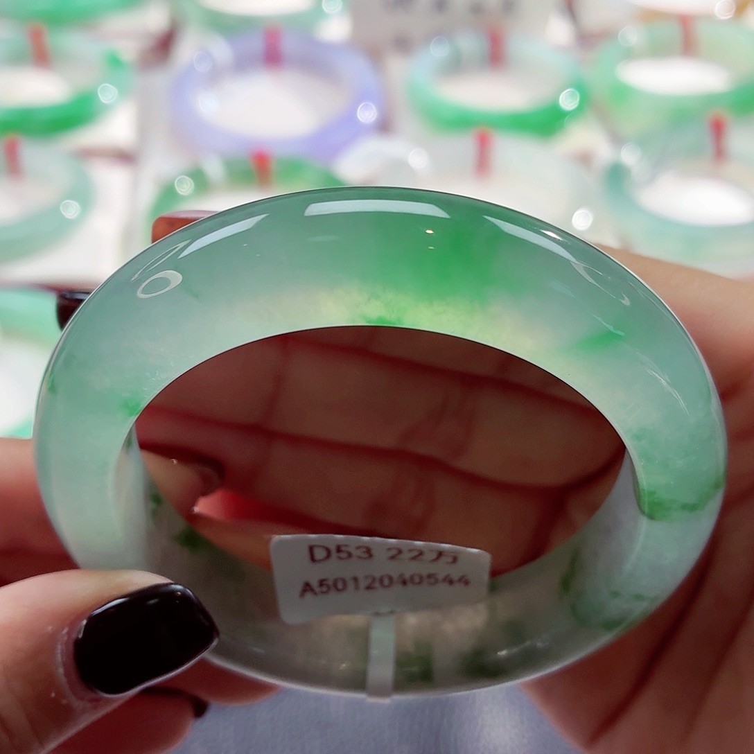 翡翠未镶嵌手镯冰胶起杠点翠68-10