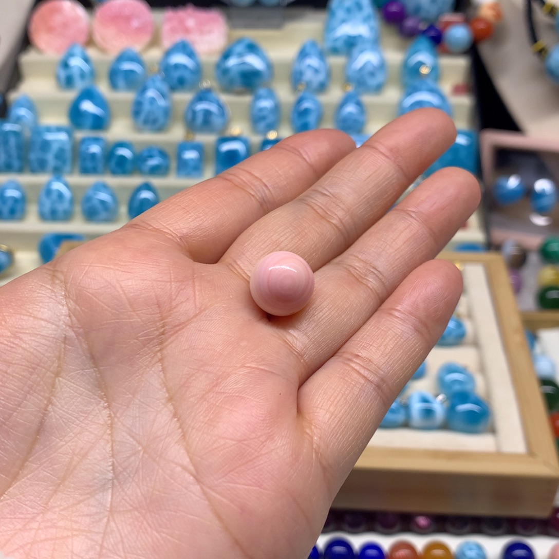 錢***石针钠钙石（海纹石）未镶嵌珠宝半成品