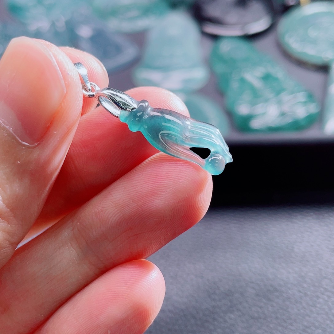 翡翠颈饰未镶嵌808088888