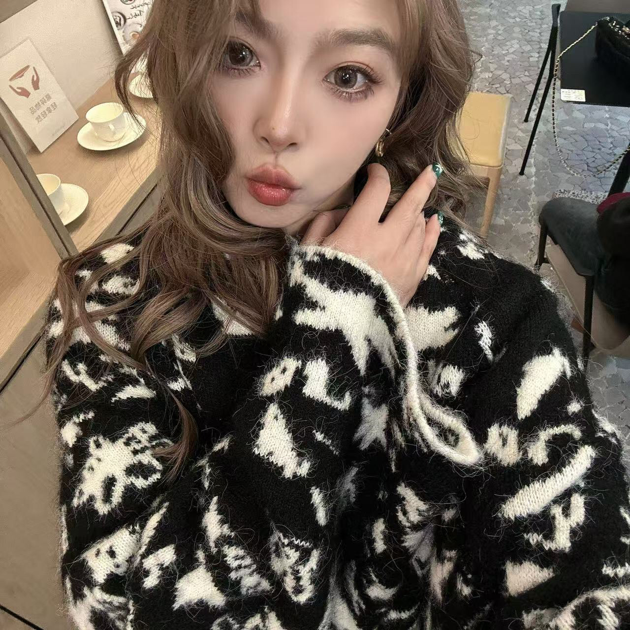 “芬兰漫雪”提花软糯开衫