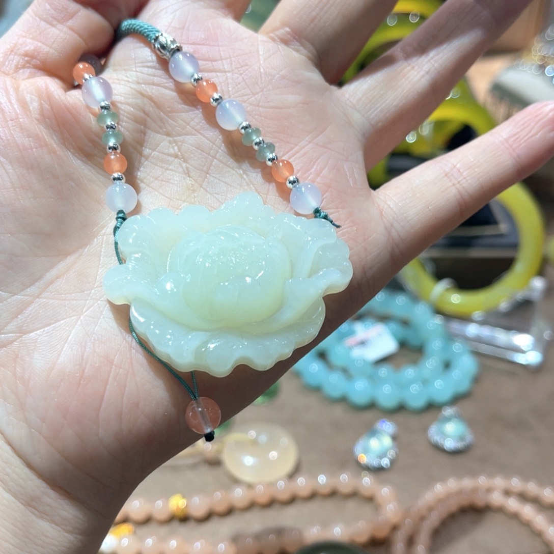 岫玉手镯未镶嵌手镯