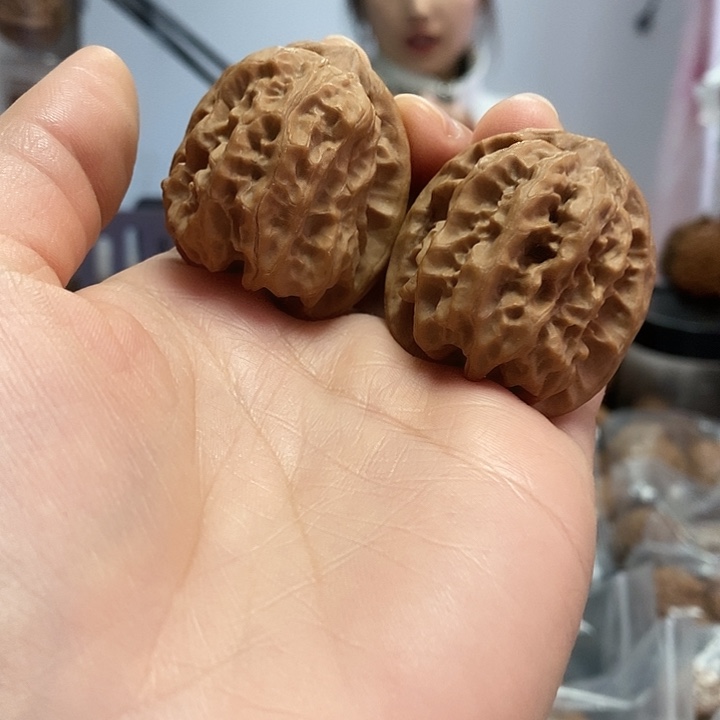 把件文玩核桃36蜡皮磐石小众