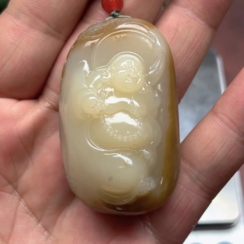 和田玉吊坠未镶嵌