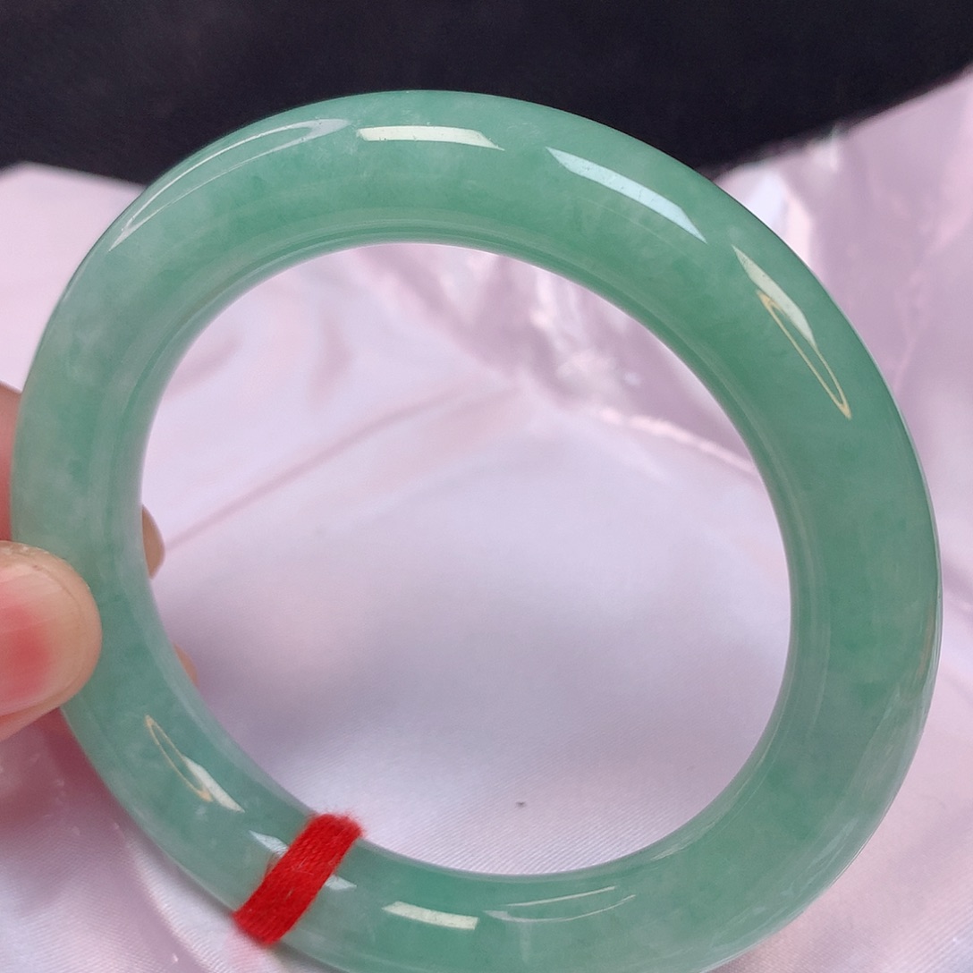 翡翠手镯未镶嵌54+ 翡翠手镯