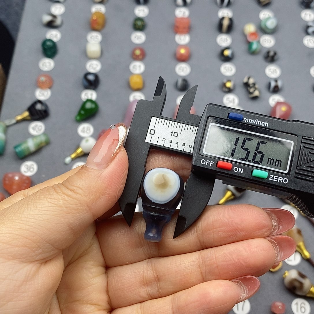 玛瑙/玉髓饰品合金