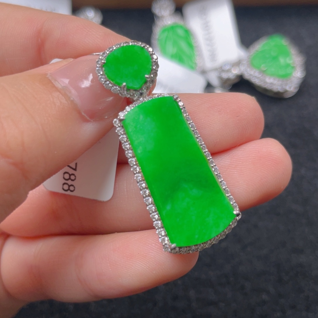 翡翠颈饰银S925镶嵌h h h n j