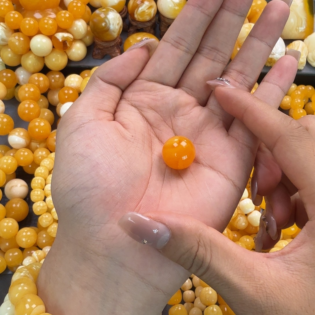 蜜蜡未镶嵌珠宝奇石17mm 2.88g